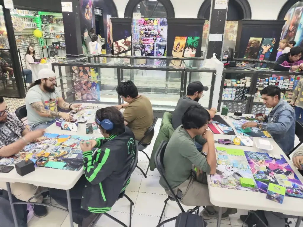 jugadores pokémon juego de cartas